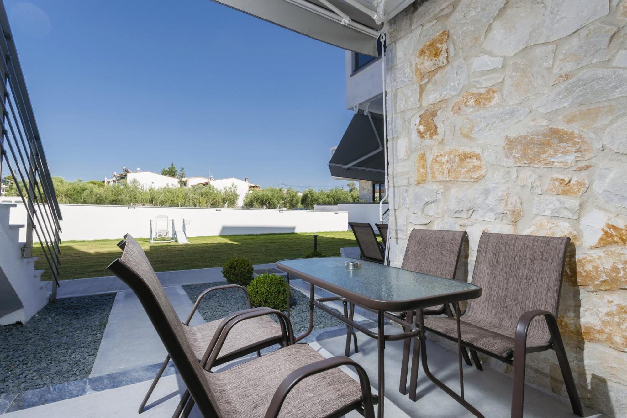 Rigas Boutique Rooms Pefkochori Exterior photo